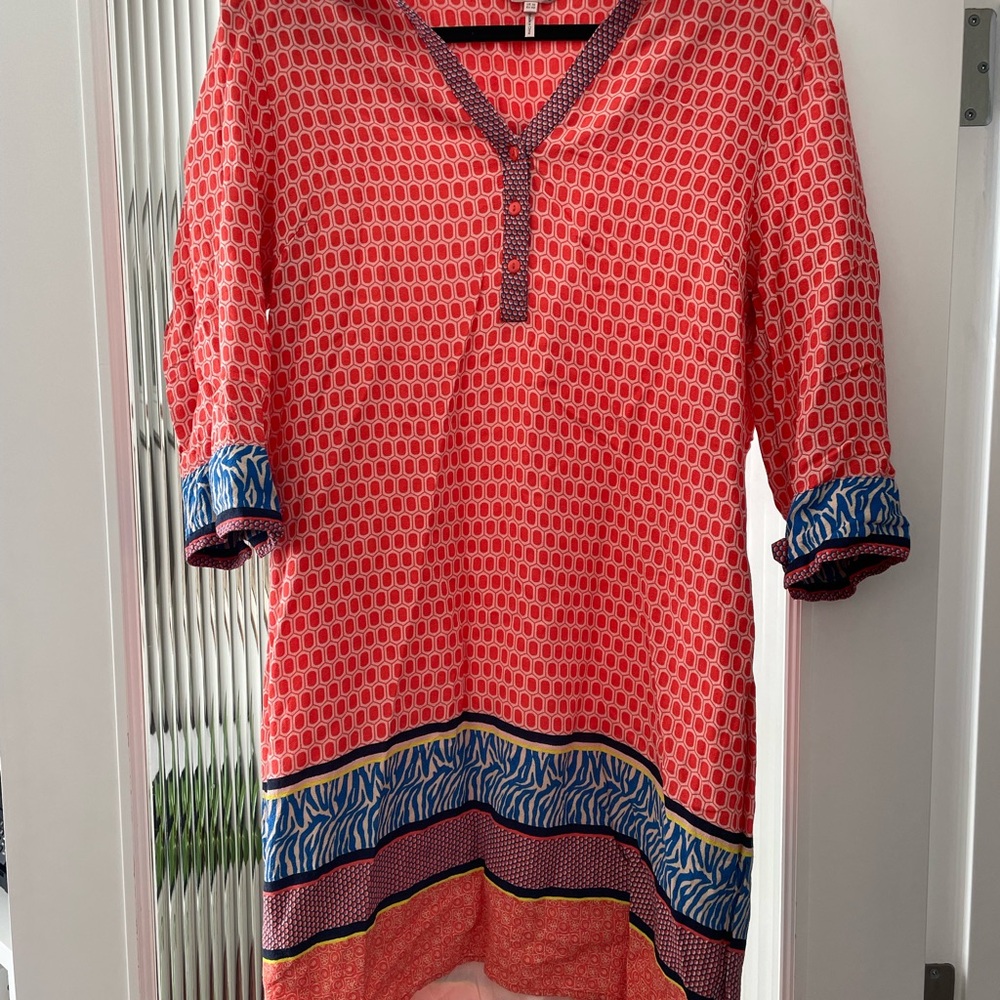 ESQUALO Coral Patterned Dress with Blue Trim and Black Accent